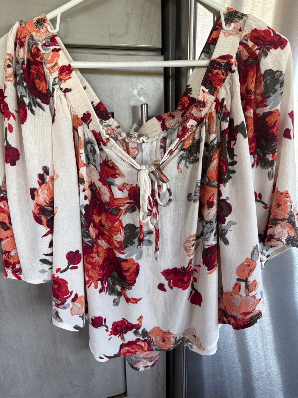 Miss me Women's White Floral top size small